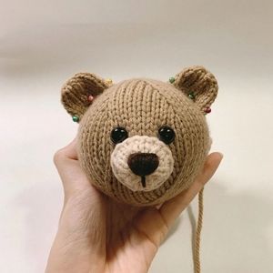Knitting bears make homemade toys for children
